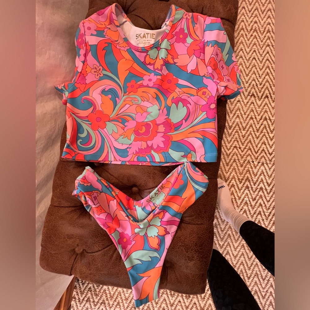 Skatie piper top and Mandi bottom🍑🍉🍋‍🟩